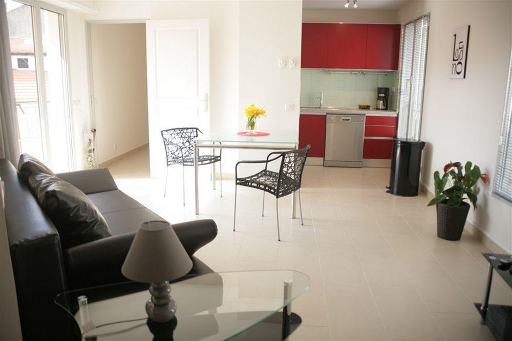 Le Vieux Port Apartments คานส์ ห้อง รูปภาพ