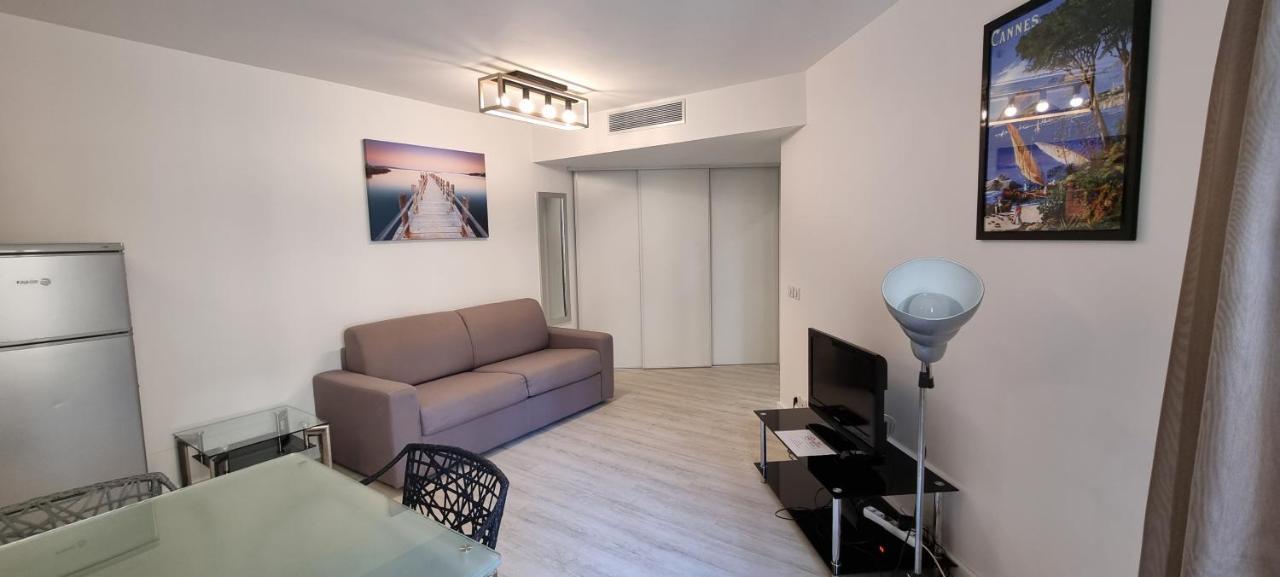 Le Vieux Port Apartments คานส์ ภายนอก รูปภาพ